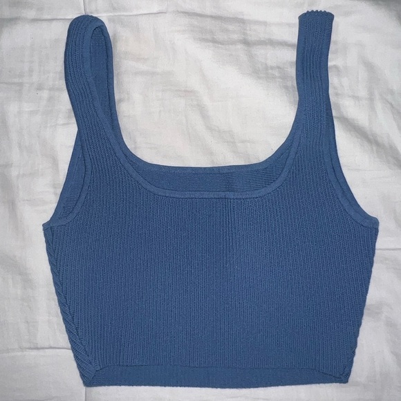 Aritzia Babaton Sculpt Knit Squareneck Cropped Tank - Picture 2 of 4